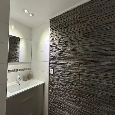 Apartment Charmant T2 Proche Du Centre