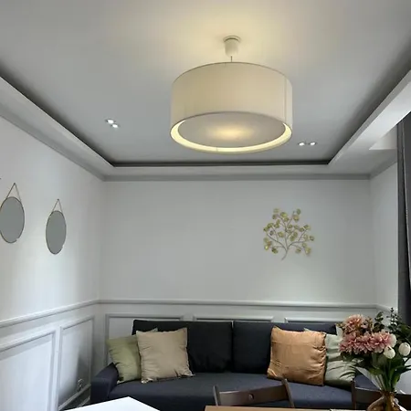 Apartment Charmant T2 Proche Du Centre